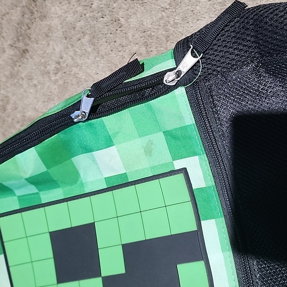 Minecraft backpack - Picture 3 of 4